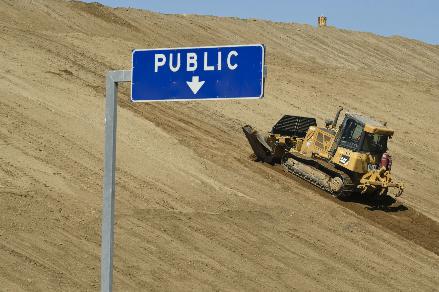 092519 SM Landfill 02.jpg